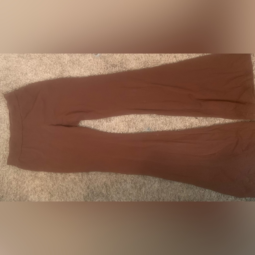Brown flare leg solid leggings. Size small. SHEIN